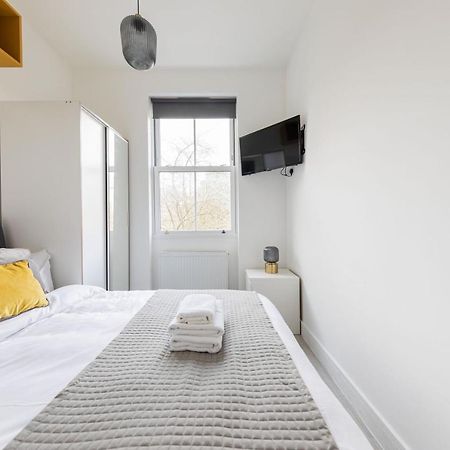 Cozy Ensuite Bedroom For Two Near Tufnell Park London Exterior foto