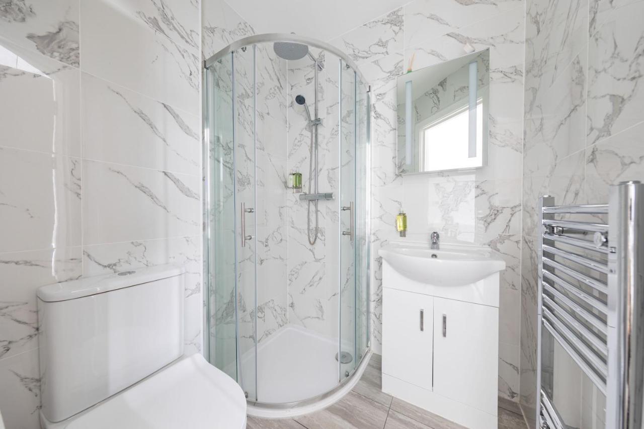 Cozy Ensuite Bedroom For Two Near Tufnell Park London Exterior foto